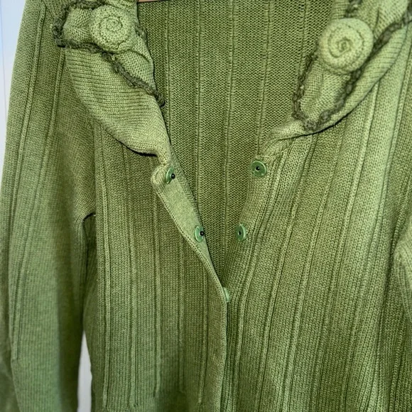 Green Sweater Collard L Applique Design Floral Snap Close 3/4 Sleeve Feminine - Picture 4 of 10